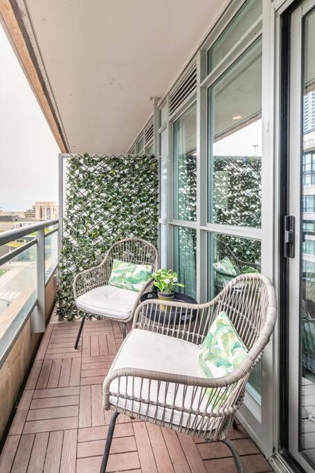 Luxury Suite Downtown Toronto Near Cn Tower Extérieur photo