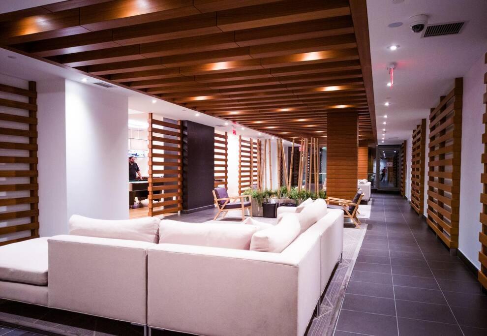 Luxury Suite Downtown Toronto Near Cn Tower Extérieur photo