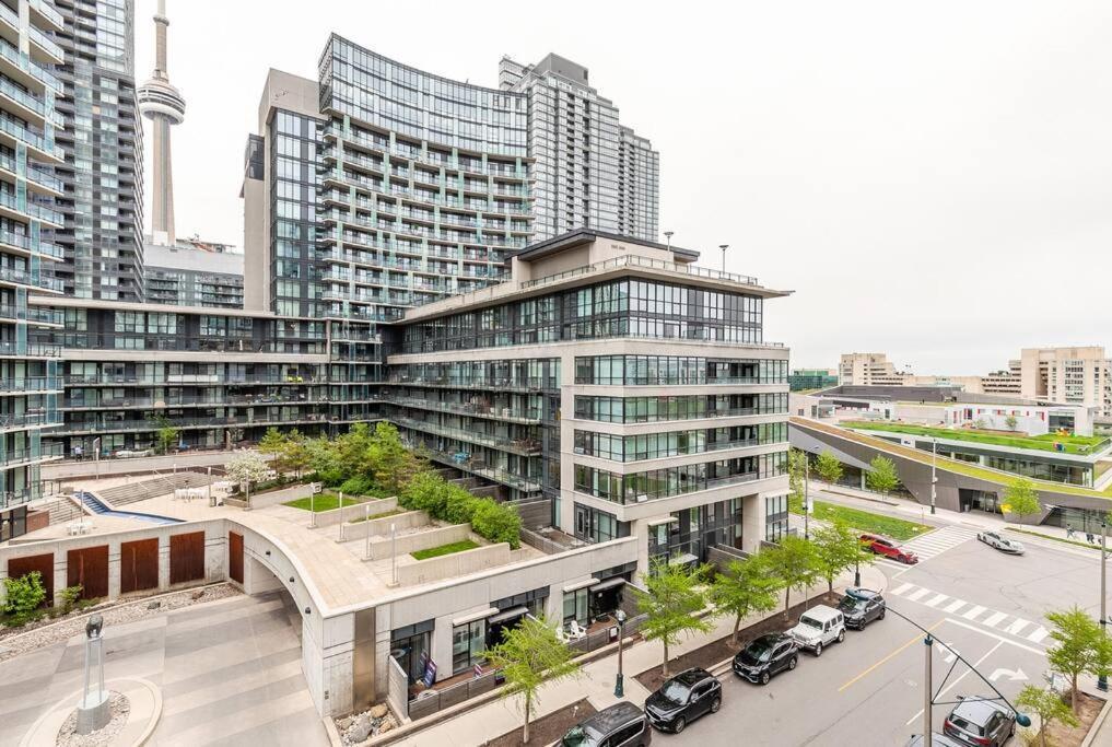 Luxury Suite Downtown Toronto Near Cn Tower Extérieur photo
