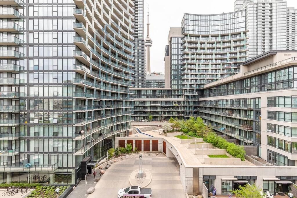 Luxury Suite Downtown Toronto Near Cn Tower Extérieur photo